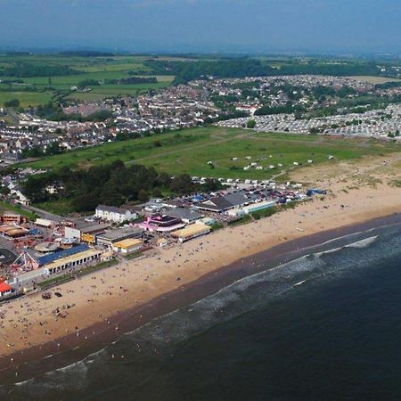 Sea Breeze Apartments Porthcawl Luaran gambar